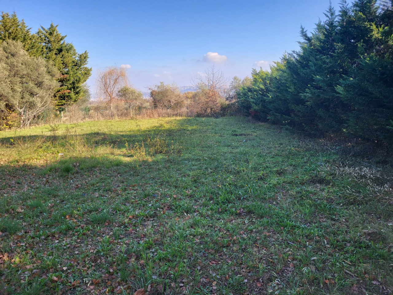 Terreno edificabile residenziale in vendita a Villa Oliveti, Rosciano